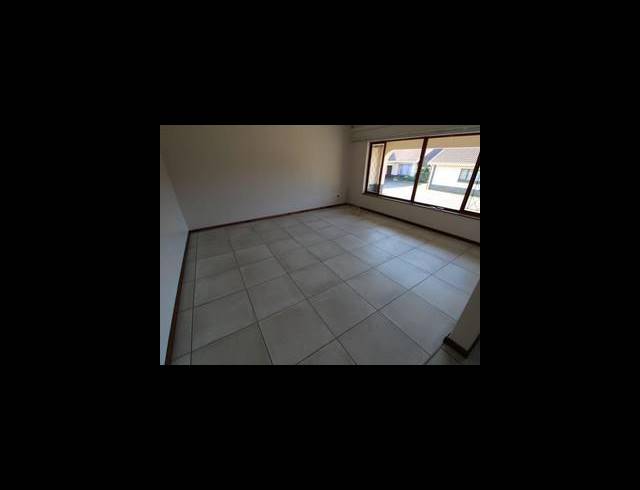 3 BEDROOM TOWNHOUSE TO LET IN HAYFIELDS